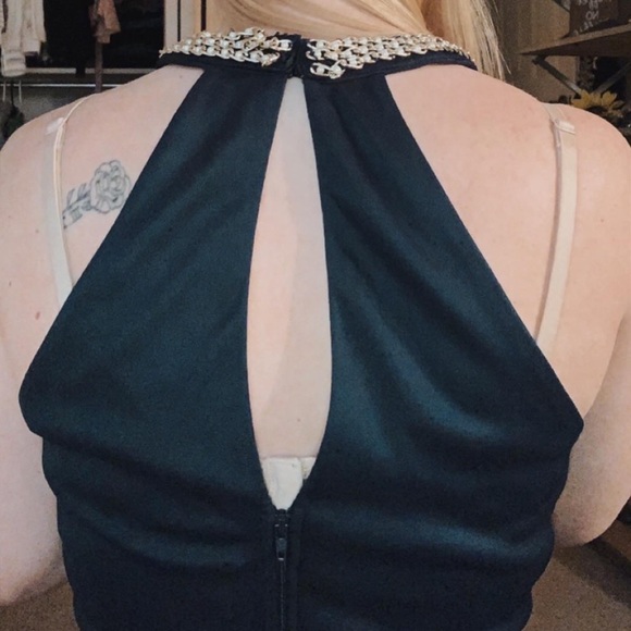 Semi Formal Dress - Picture 3 of 6